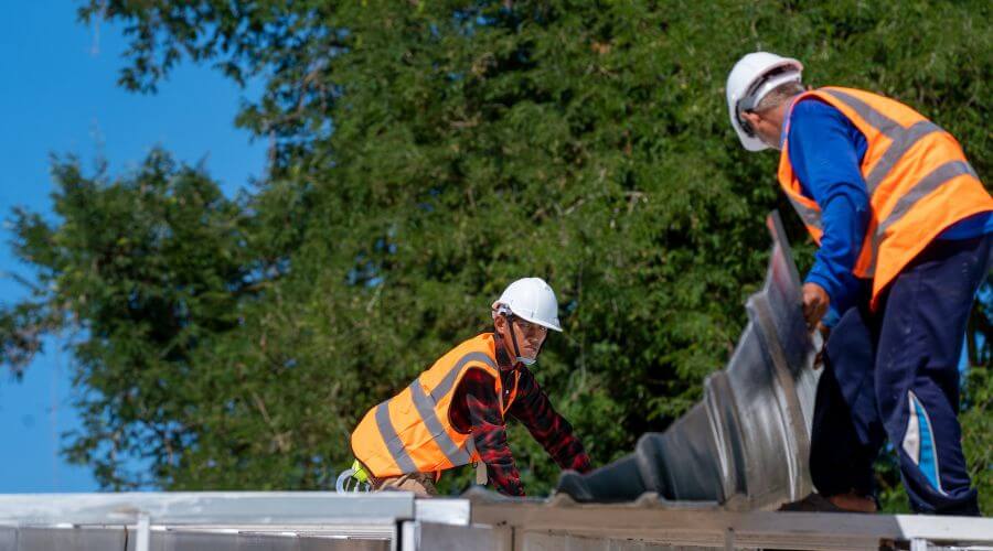 Professional residential roofers in Hamersville, OH